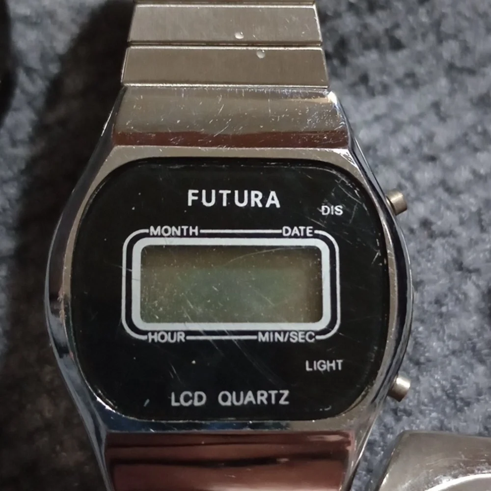 Lot of four men's wrist watches